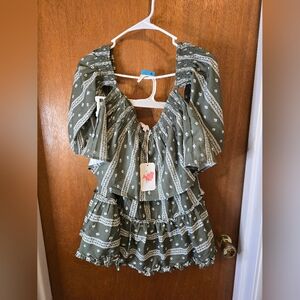 L'atiste Skirt And Top set NWT  LARGE